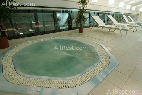 Atrium Hotel 35